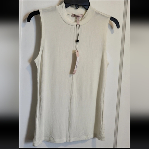 BCBGeneration Top Size: Large - Picture 6 of 7